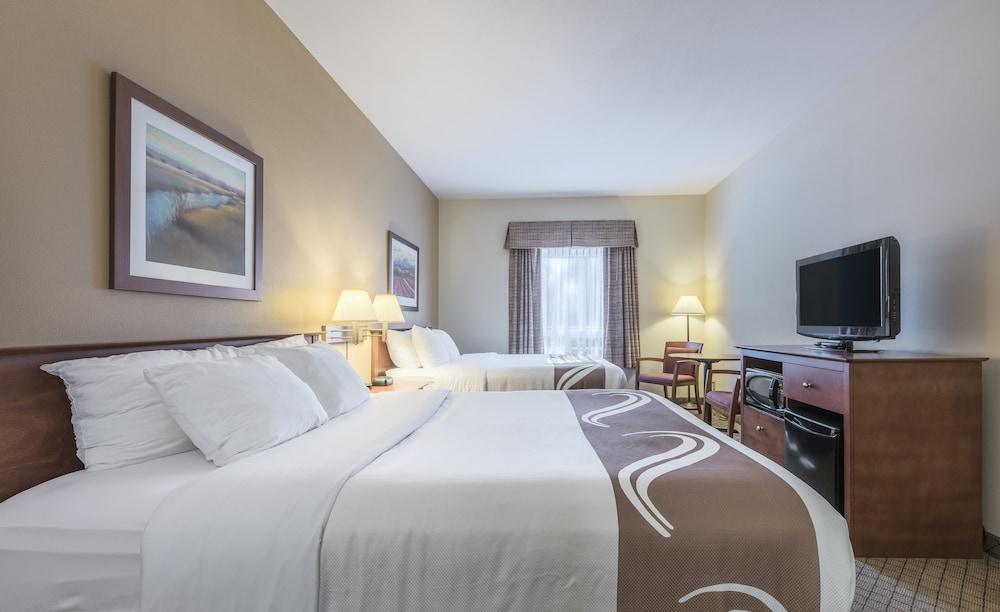 Quality Inn Airport Moncton Esterno foto
