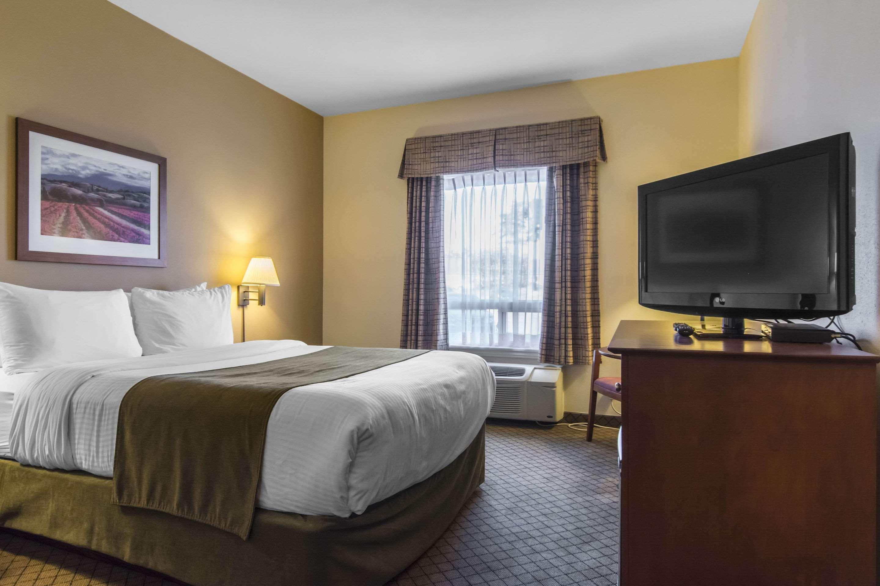 Quality Inn Airport Moncton Esterno foto
