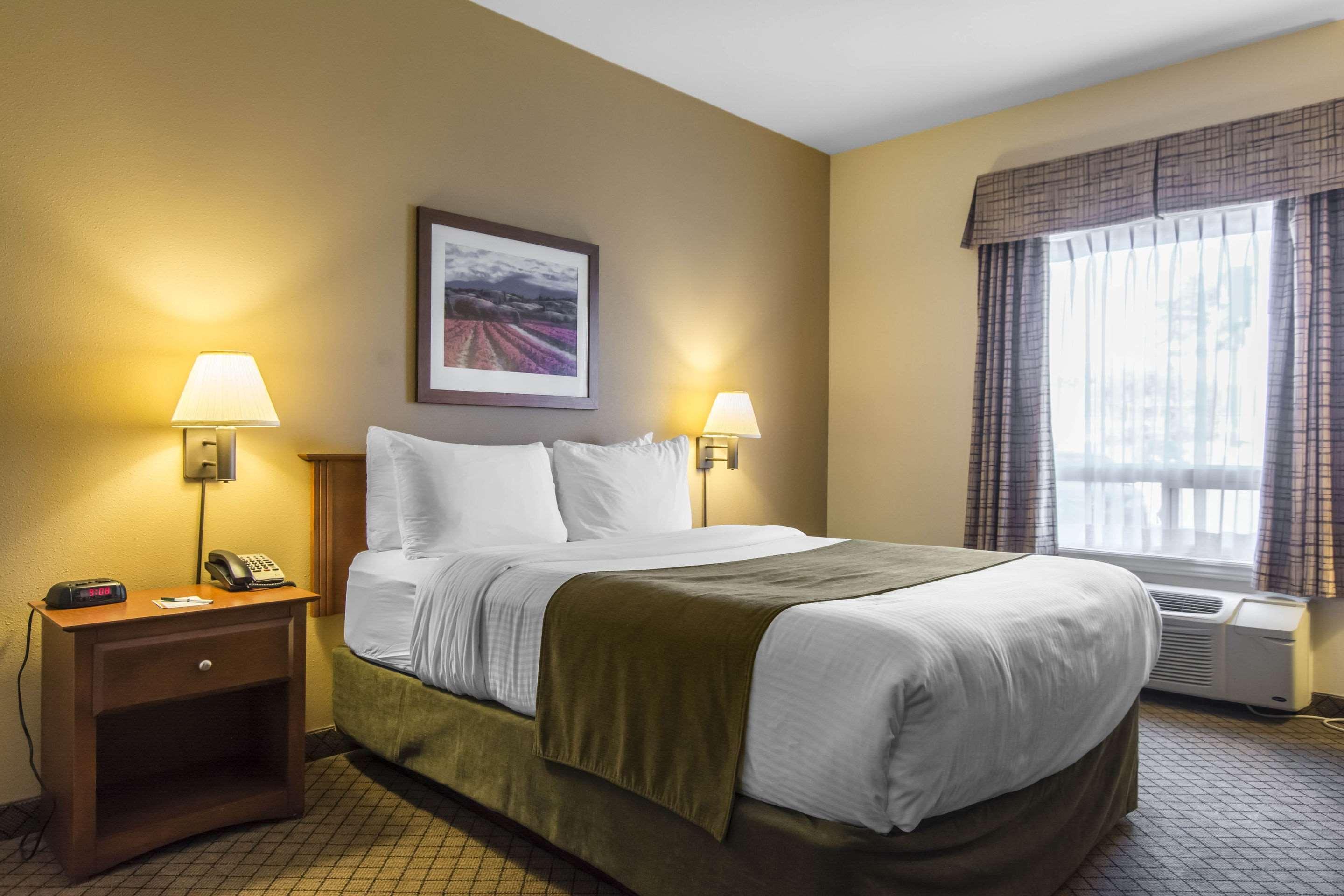 Quality Inn Airport Moncton Esterno foto