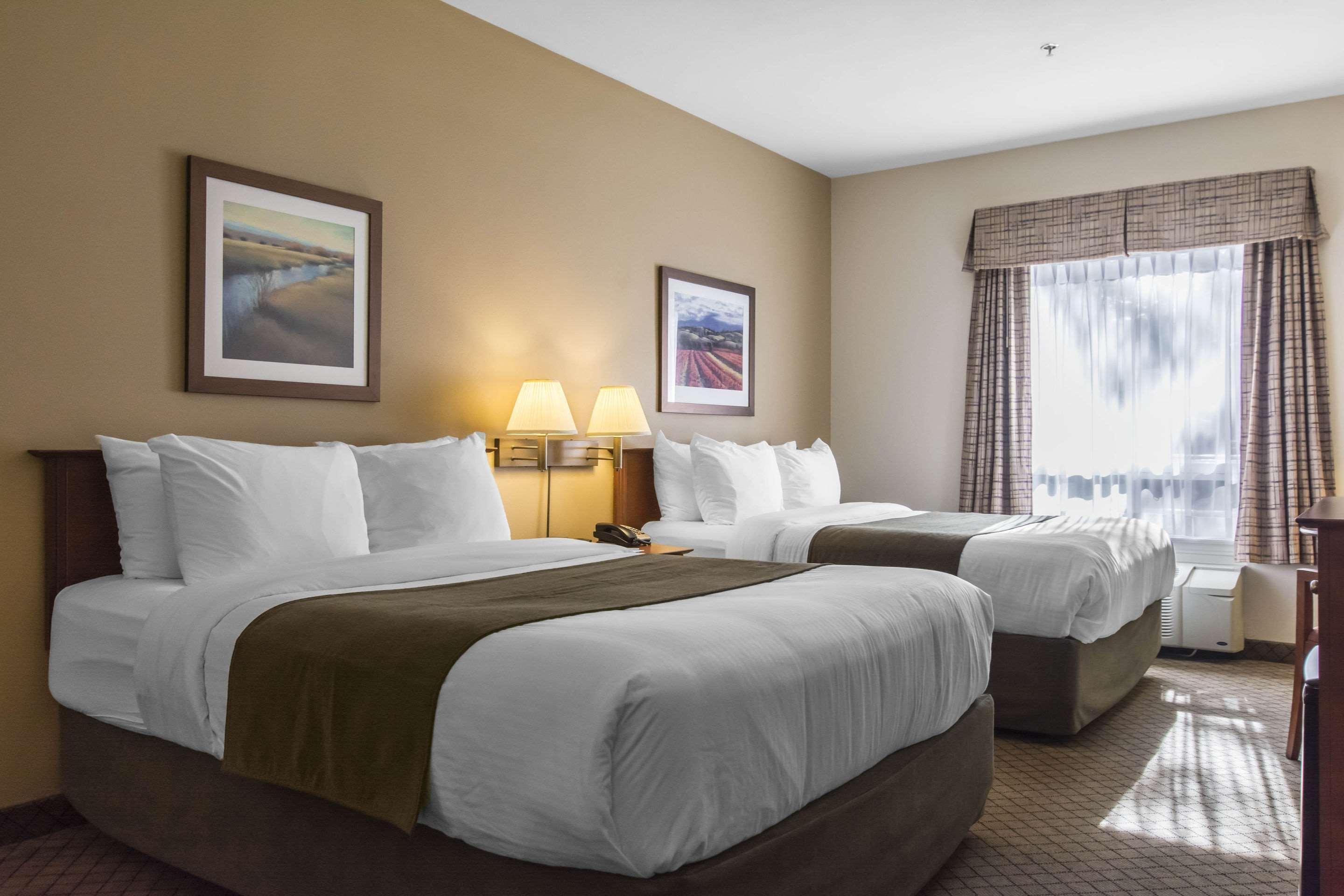 Quality Inn Airport Moncton Esterno foto