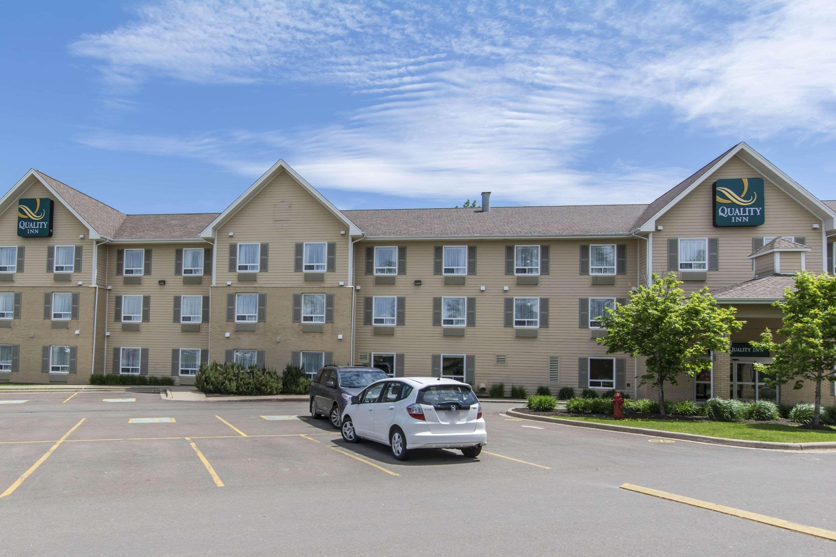 Quality Inn Airport Moncton Esterno foto