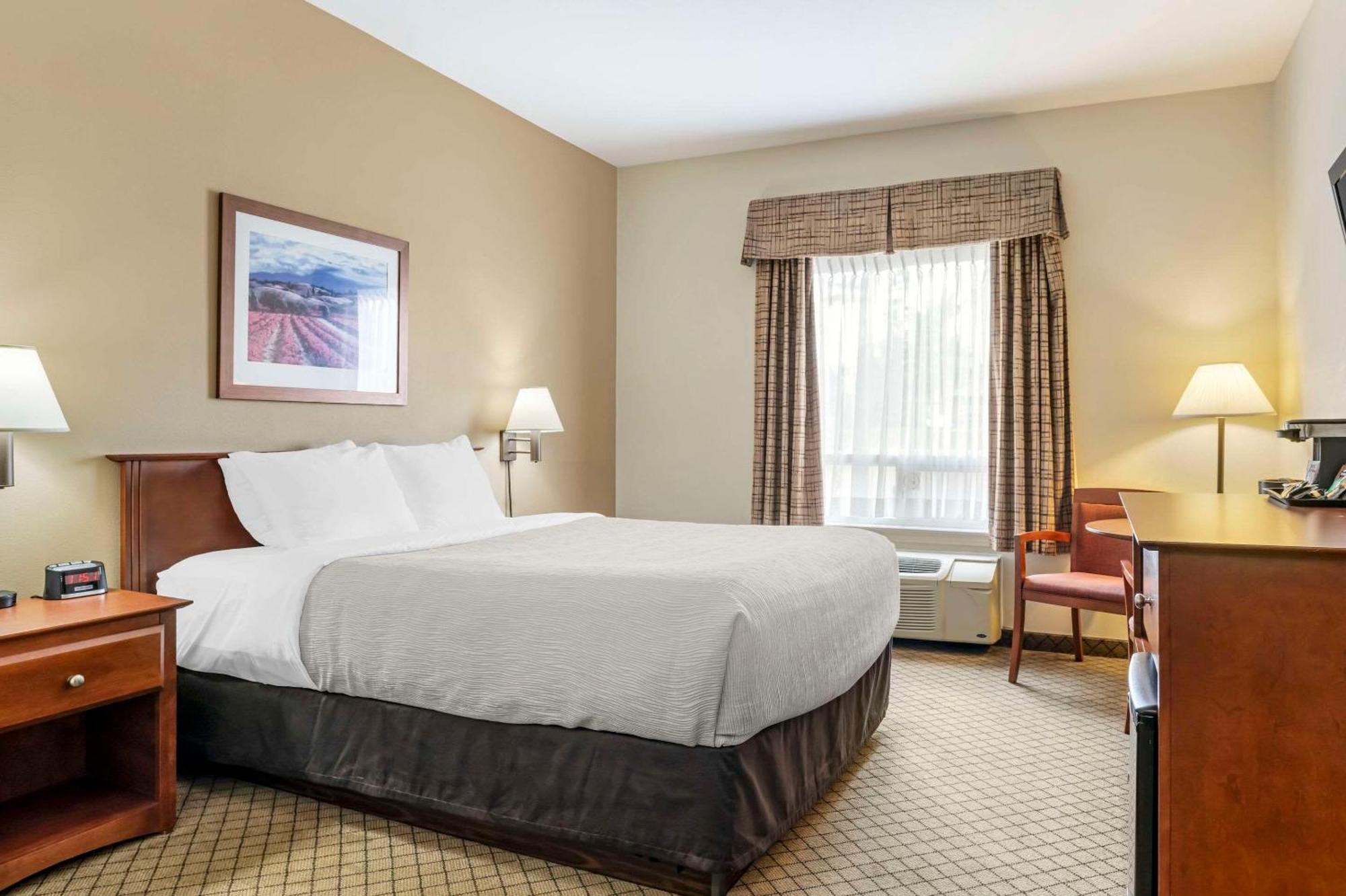 Quality Inn Airport Moncton Esterno foto